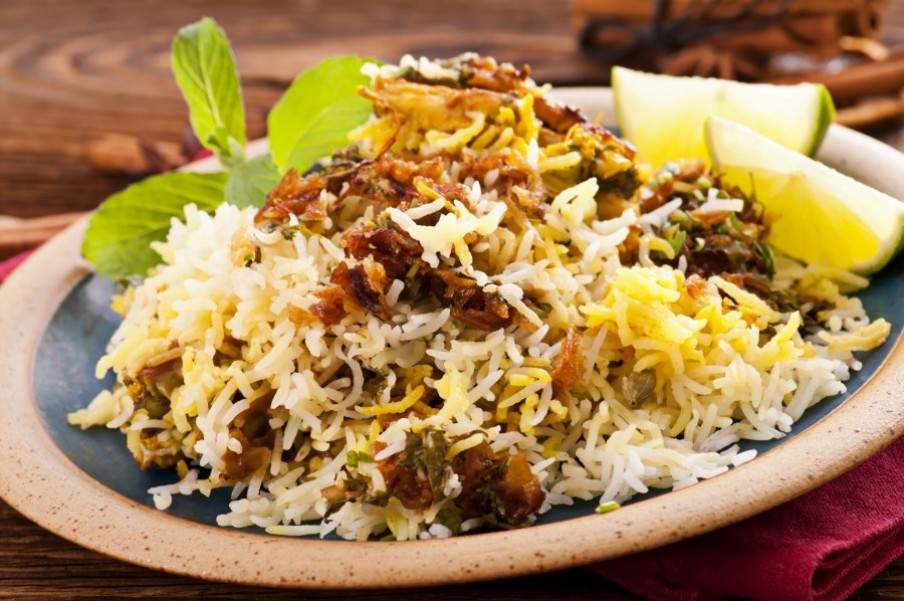 Voyage culinaire en Inde avec le délicieux biryani aux légumes